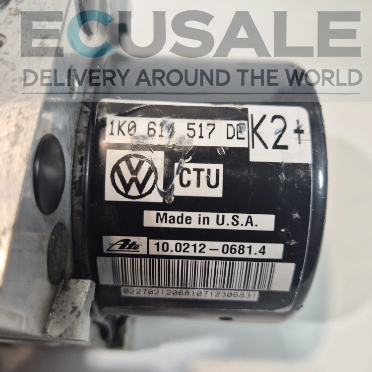 Original VAG ABS-Pumpe 1K0614517DE – Ansicht des Steckers und Gehäuses
