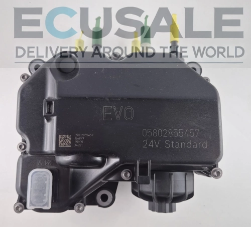 Pompa AdBlue Bosch 0 444 042 251 / 05802855457 Denoxtronic 24V – vista del connettore elettrico
